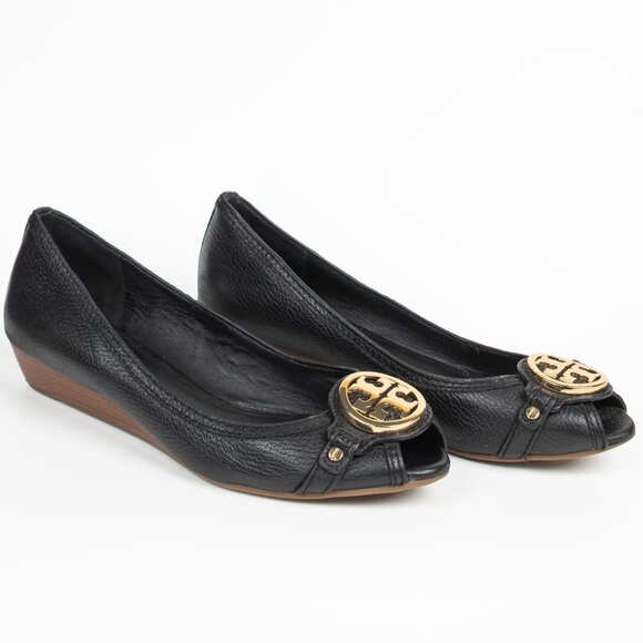 Tory Burch Low Wedge Heel Black Leather Gold Logo Shoes Size 10 - Picture 1 of 9